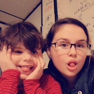 Meet your Posher, Cloe